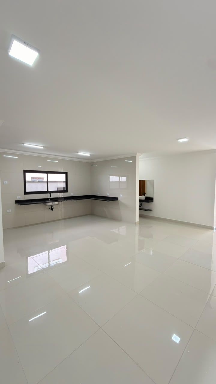 Casa 03 dormitórios