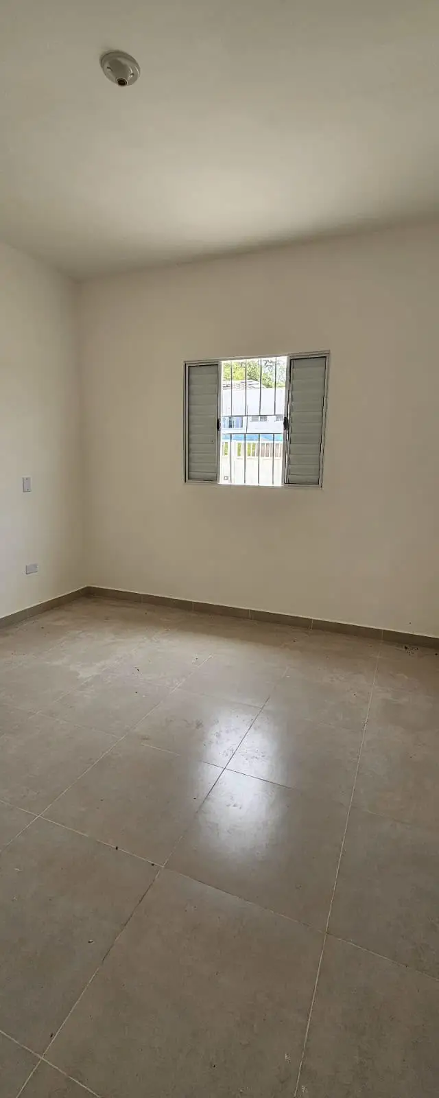 Casa térrea à venda Jd. Monjolo - Cotia / SP