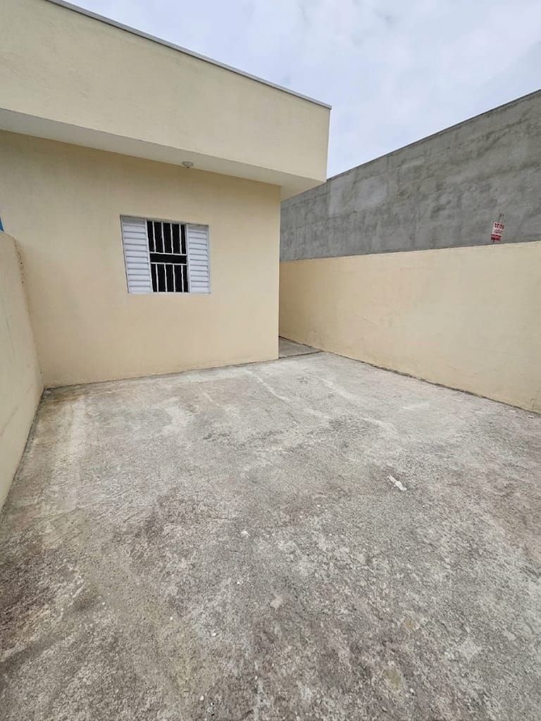 Casa térrea à venda Jd. Monjolo - Cotia / SP