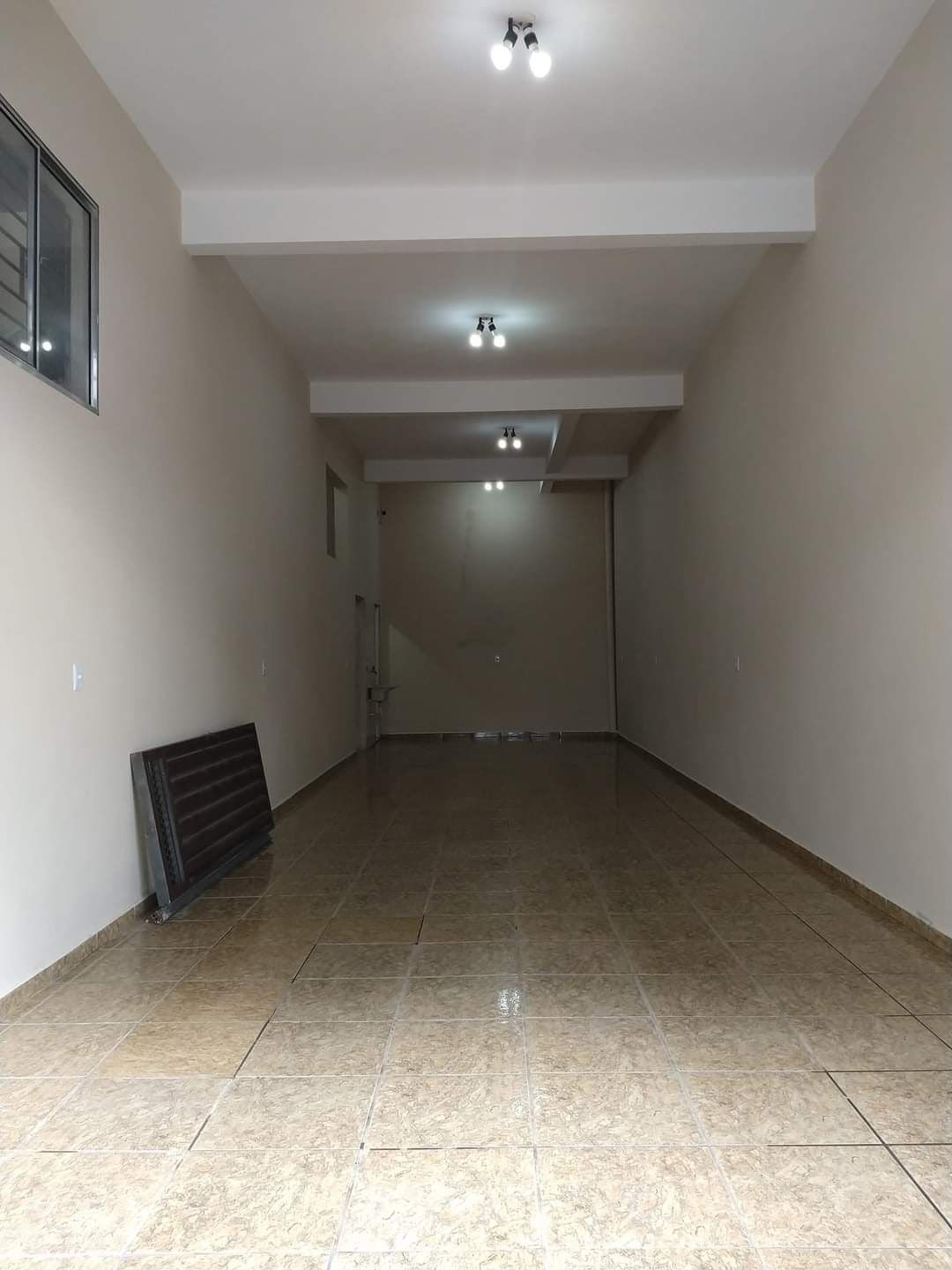 Salão Comercial 