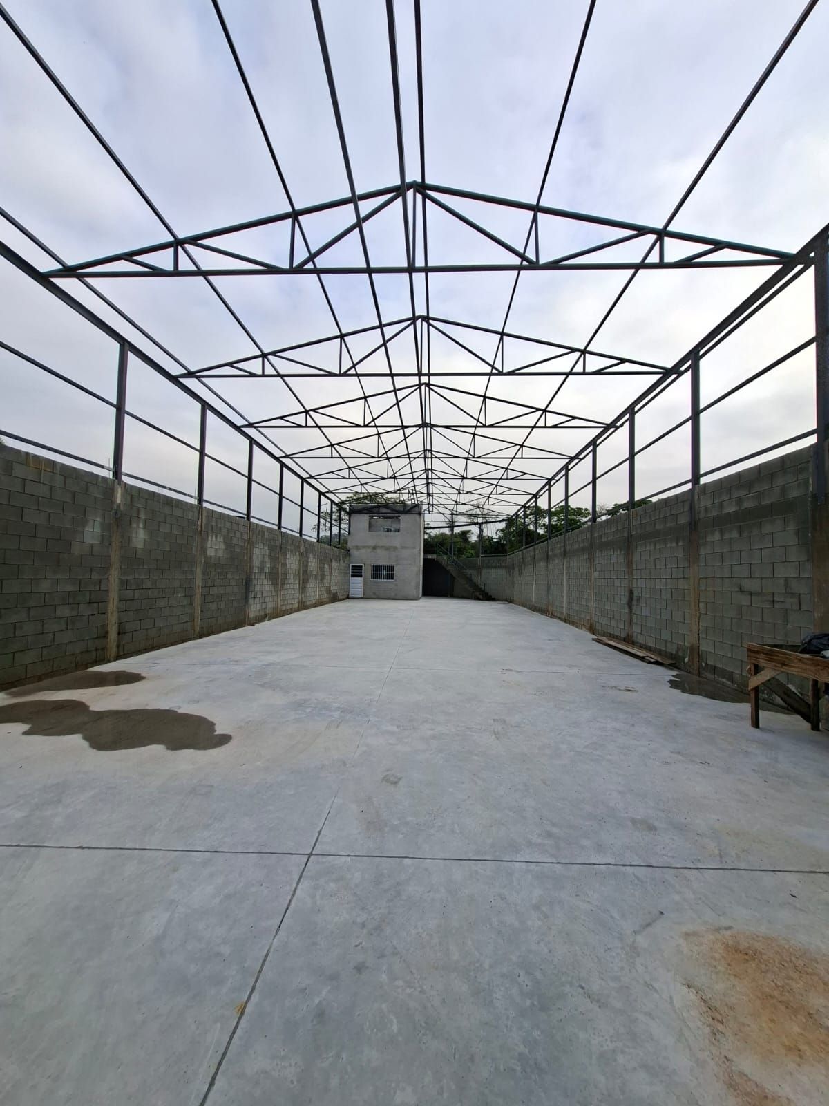 Galpão para locação ( fase final de acabamento ) Jardim Barro Branco - Cotia