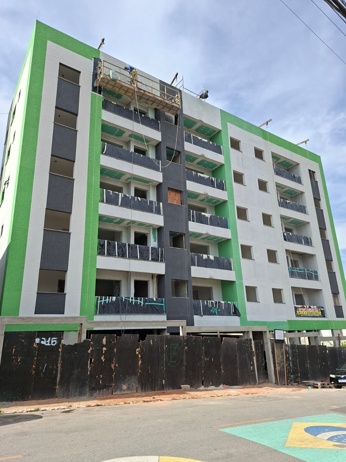 02 dormitórios e 01 vaga automóvel - Vila Dirce Carapicuíba ( na planta )