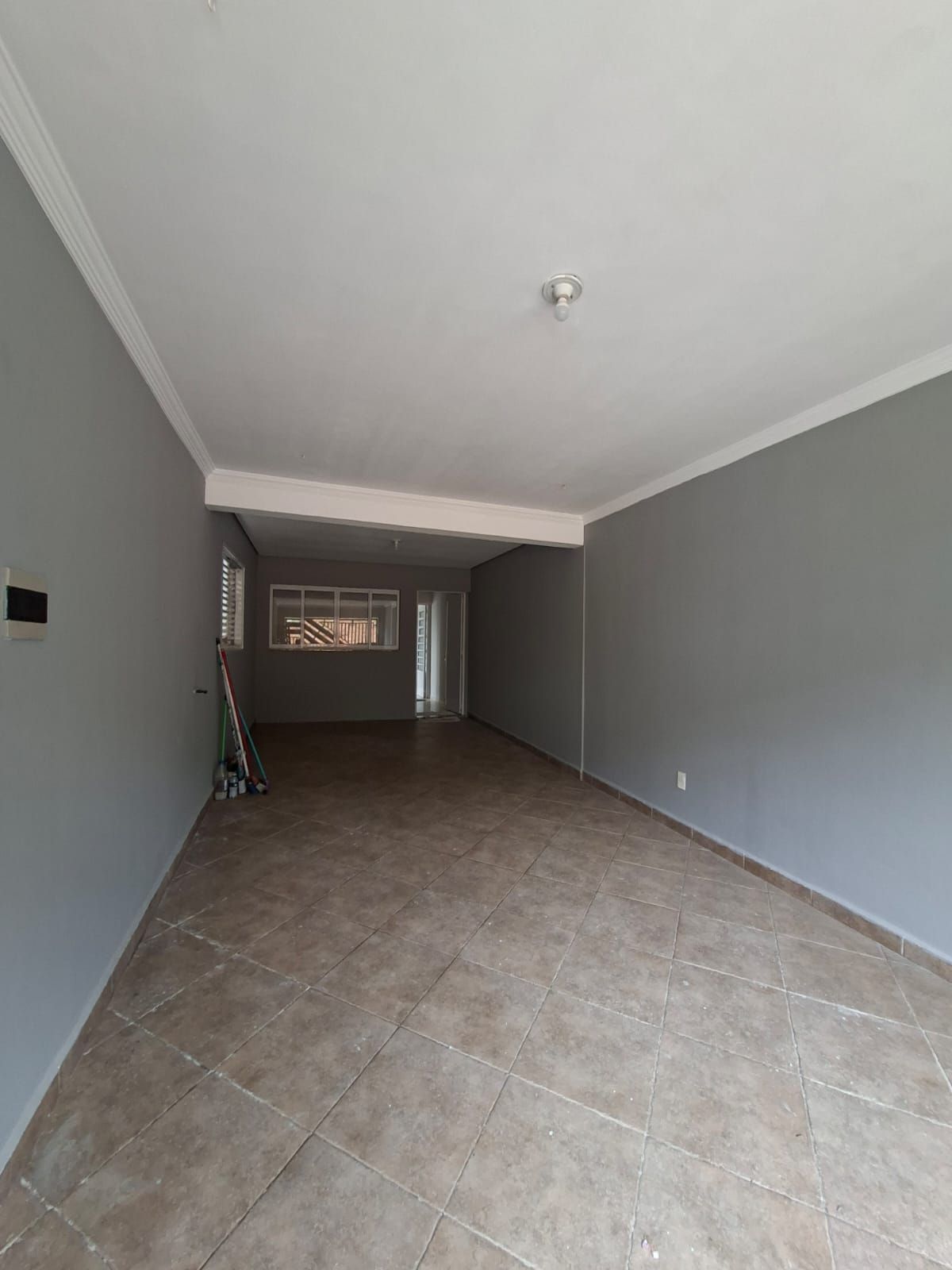 Casa para locação 02 dormitórios sendo 01 suíte
